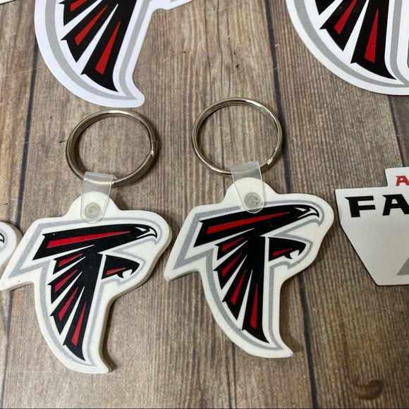 Atlanta Falcons NFL Stickers, Key Rings, Wrist Band, Magnet Fan Collectors Lot - Picture 4 of 7